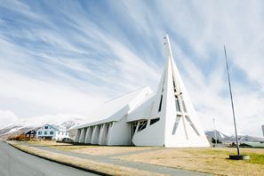 ايجار سيارات سكاغاستروند, ايسلندا